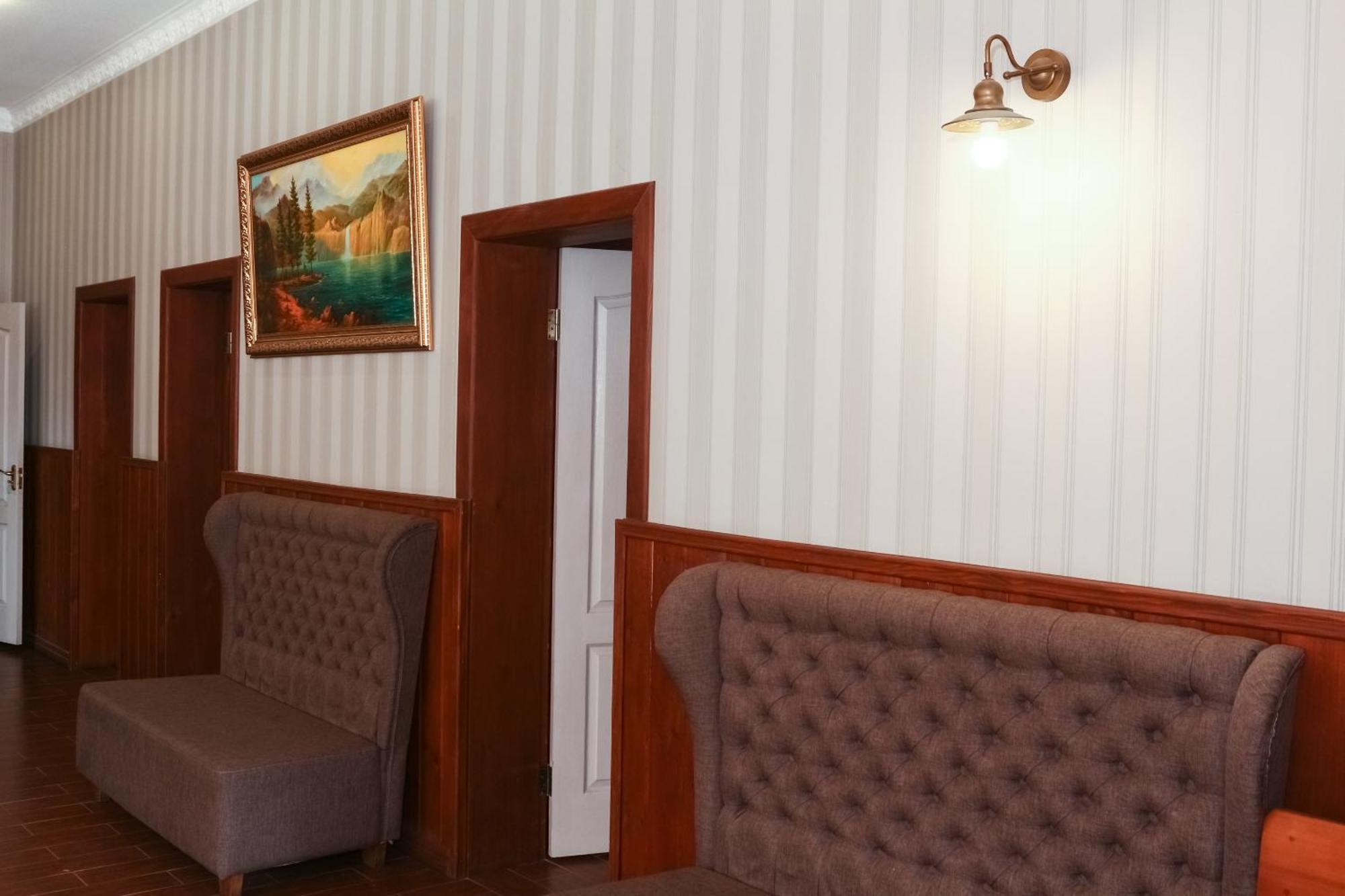 Fazenda Hotell Sumy Exteriör bild
