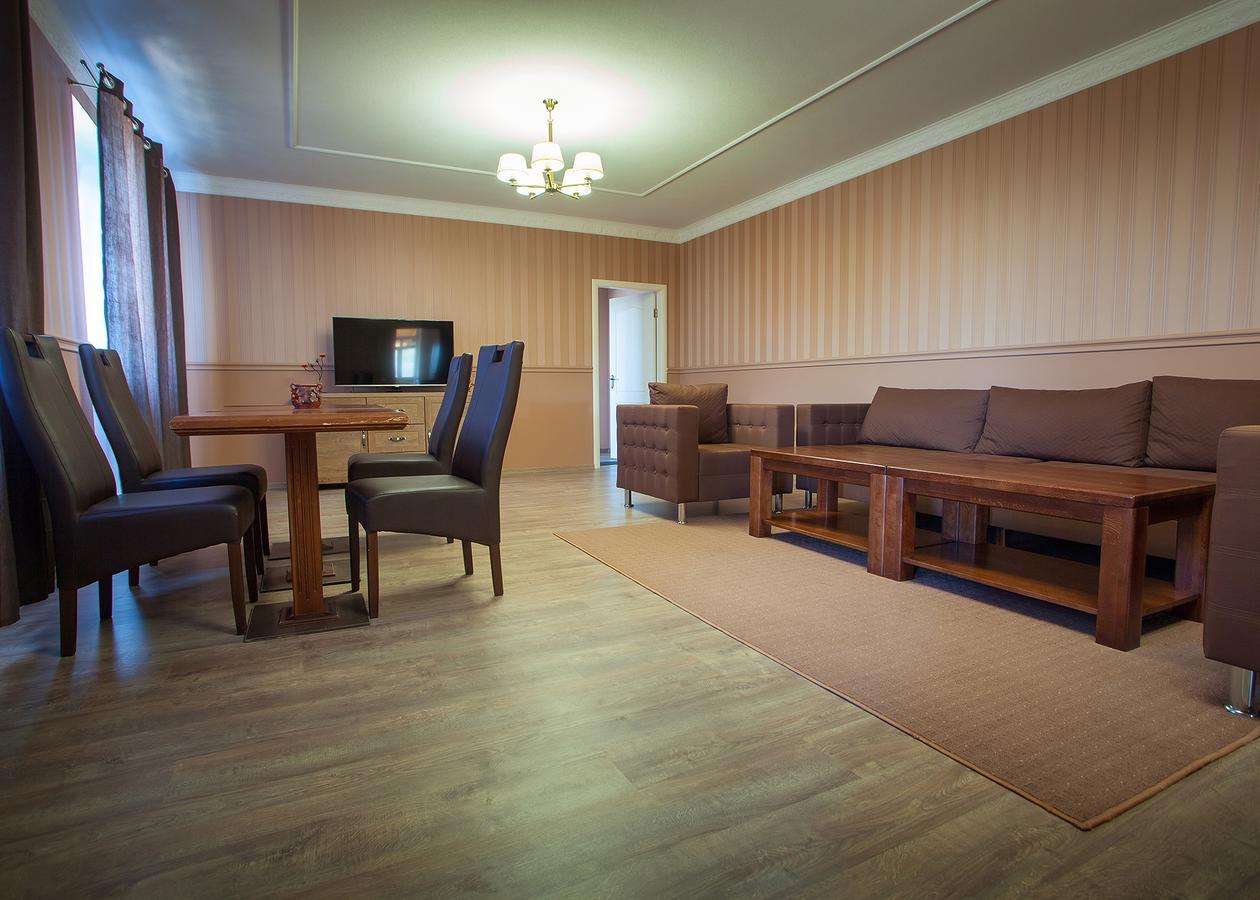 Fazenda Hotell Sumy Exteriör bild